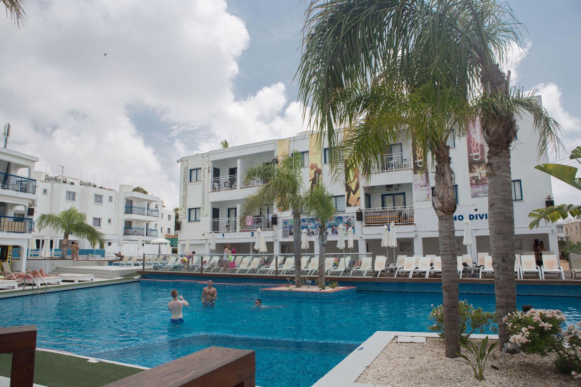 Tsokkos Holidays Hotel Apartments Ayia Napa Eksteriør billede